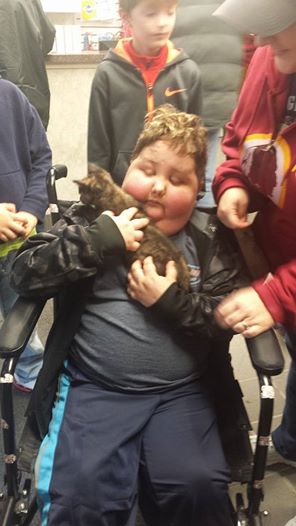 1-8-Year-Old-Finds-Shelter-Kitten