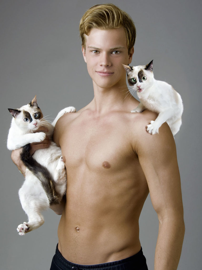 male-models-and-cats-8